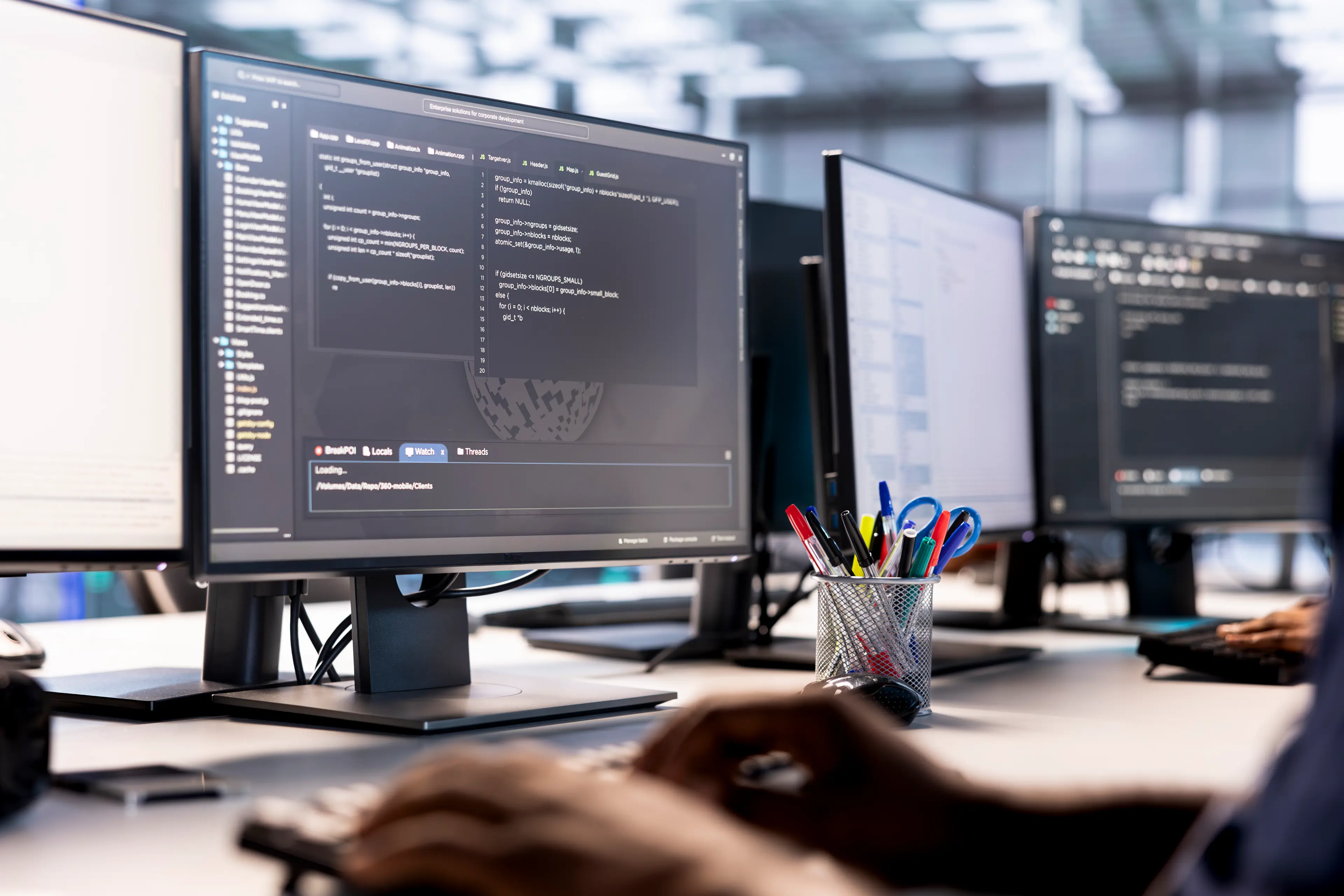 IT Outsourcing & Servis